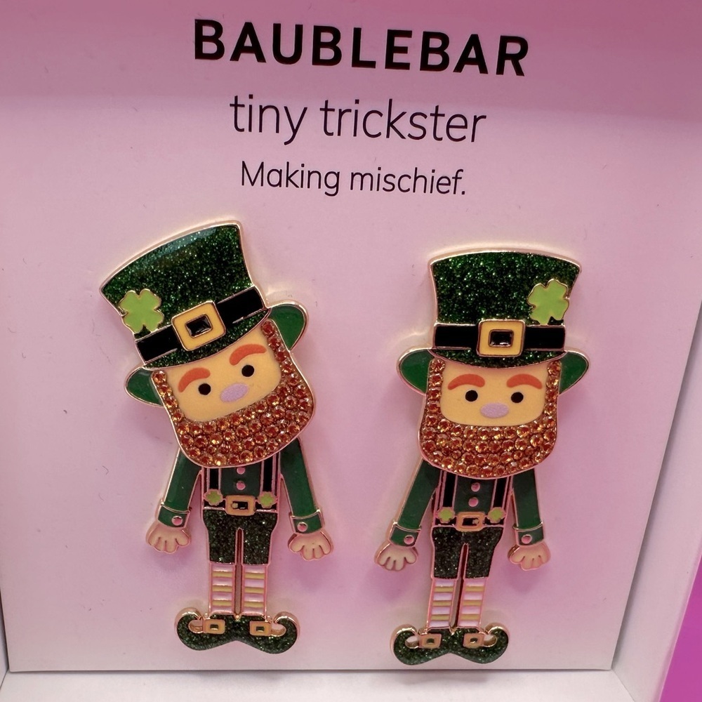BaubleBar Green and Gold Tiny Trickster Earrings NWT